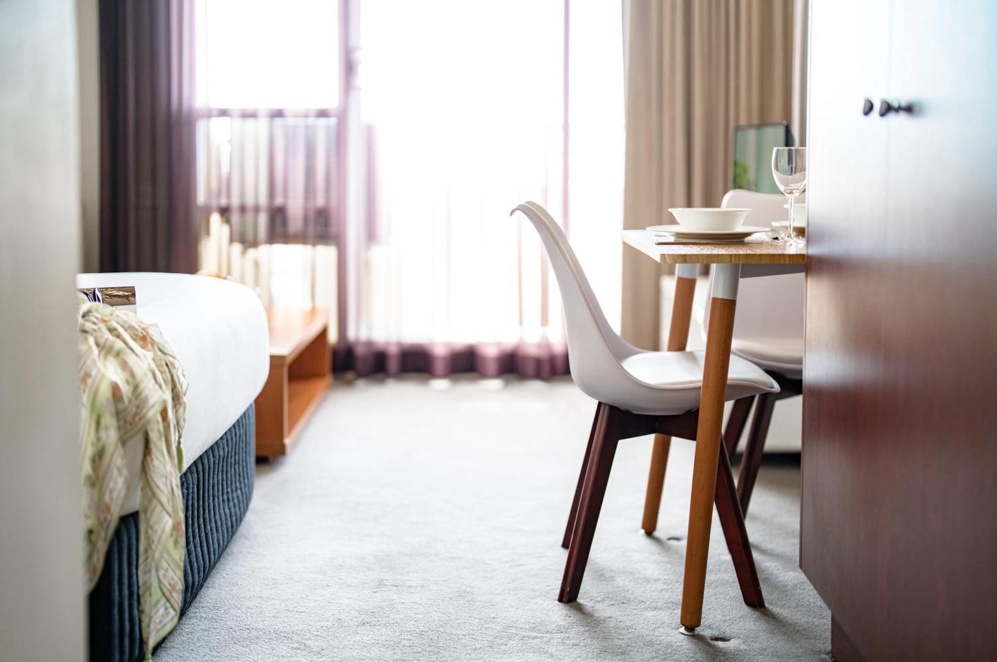 Park Regis Concierge Apartments Sydney Room photo