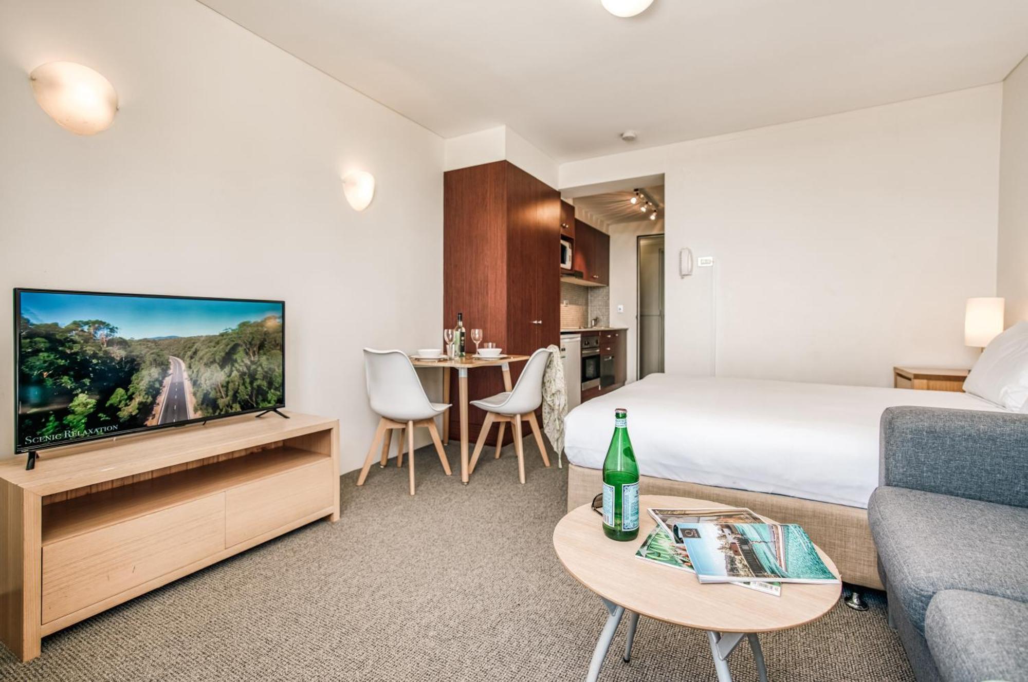 Park Regis Concierge Apartments Sydney Room photo