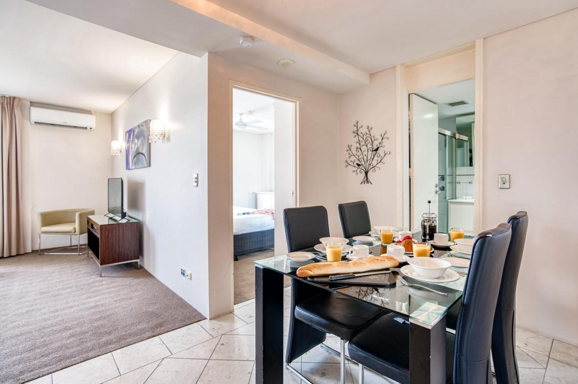 Park Regis Concierge Apartments Sydney Room photo